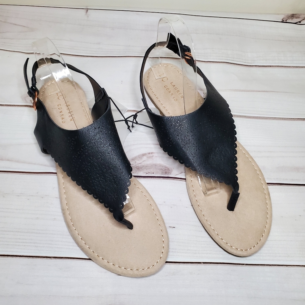 NWT LC Lauren Conrad Sandal in Black